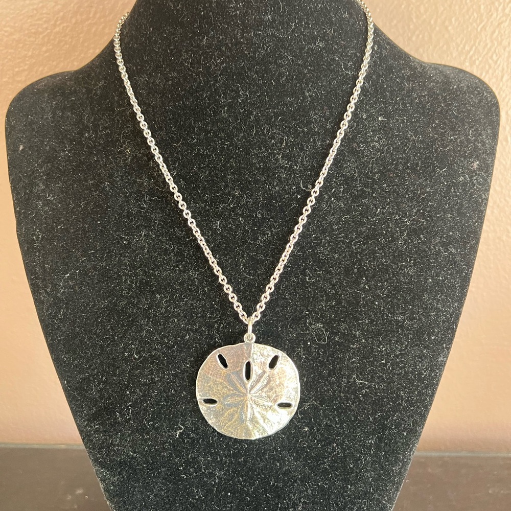James Avery sterling silver Sand Dollar Pendant Necklace